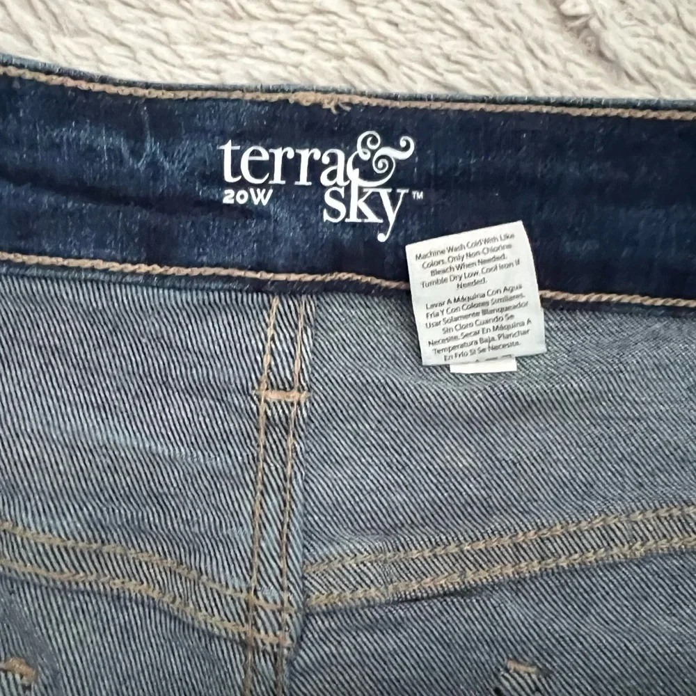 NWT Terra & Sky Denim Shorts Size 20W